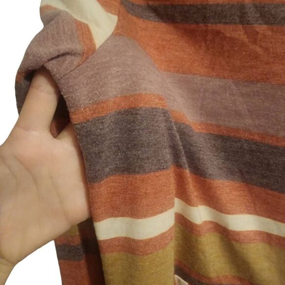 Andrée By Unit Striped Netural Fall Top Size Medium - Picture 8 of 10
